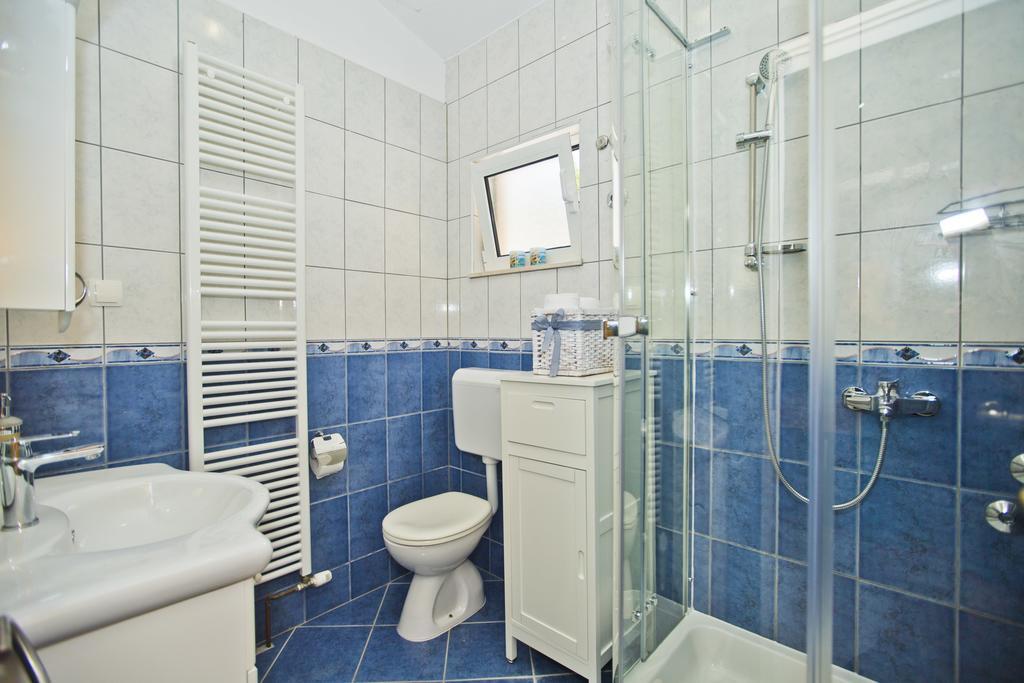 Roso - Zf Hvar Apartment